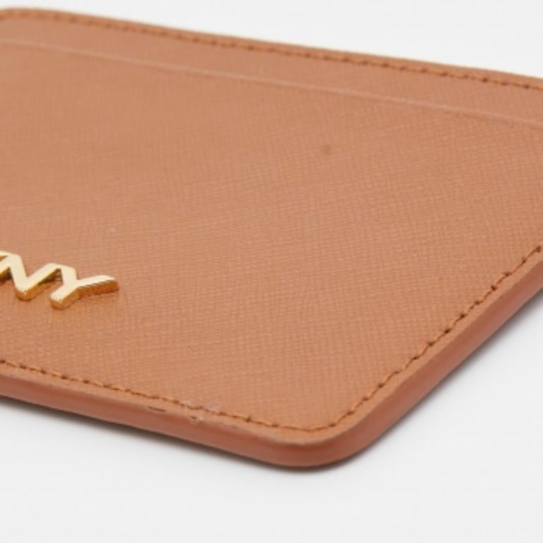 Portacarte DKNY in pelle saffiano Tan Logo in vendita 2