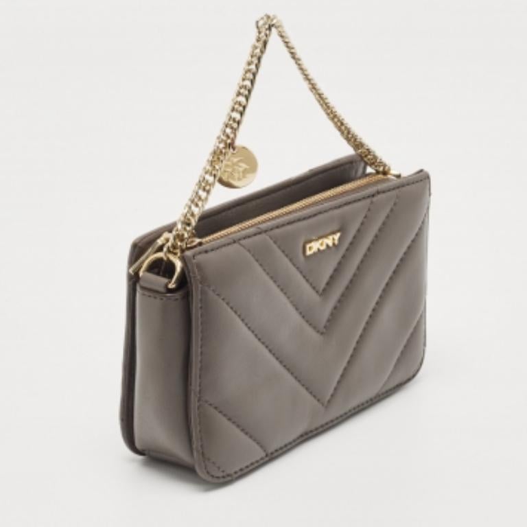 DKNY Pochette a catena Chevron in pelle grigia in vendita 3