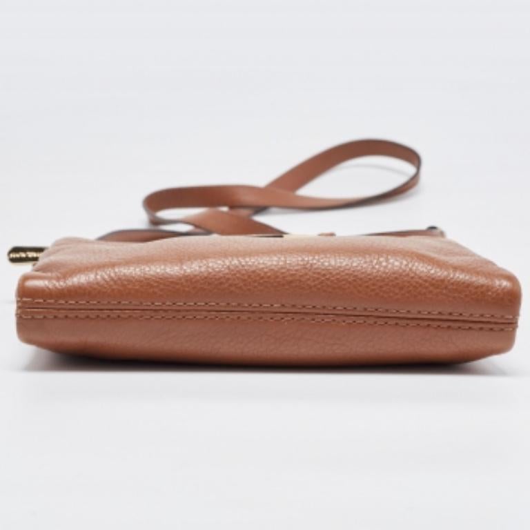 Michael Michael Kors Sac à bandoulière en cuir marron en vente 2