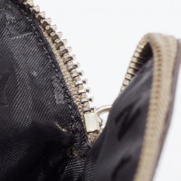 DKNY Borsa a tracolla Bryant Dome in pelle grigia in vendita 2