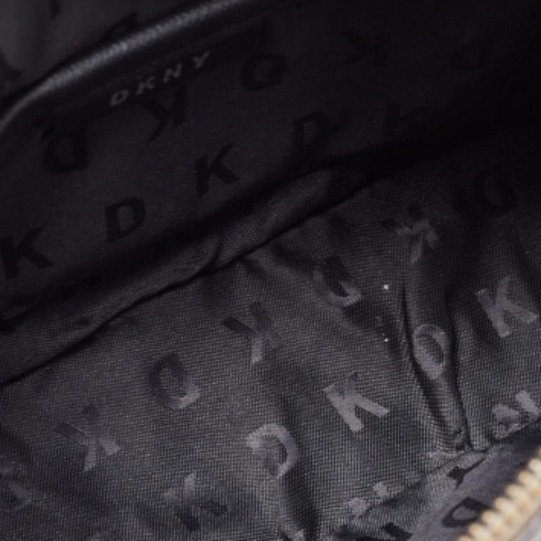 DKNY Borsa a tracolla Bryant Dome in pelle grigia in vendita 5