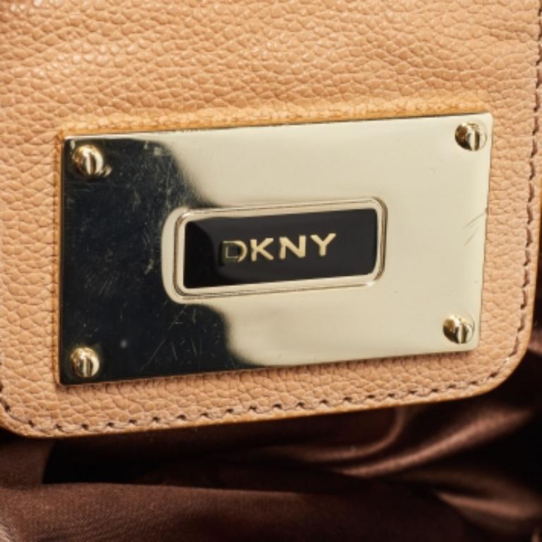 DKNY Beige Firma in Fabrice e Pelle Townes Hobo in vendita 6