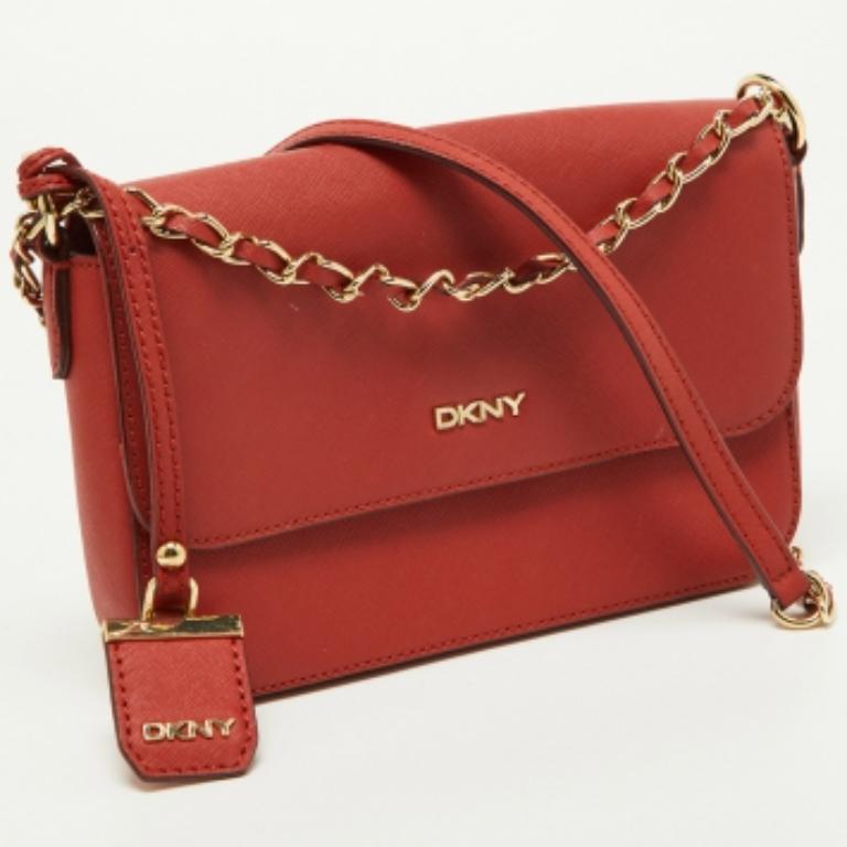 DKNY Borsa a tracolla Bryant in pelle saffiano rosso mattone in vendita 4