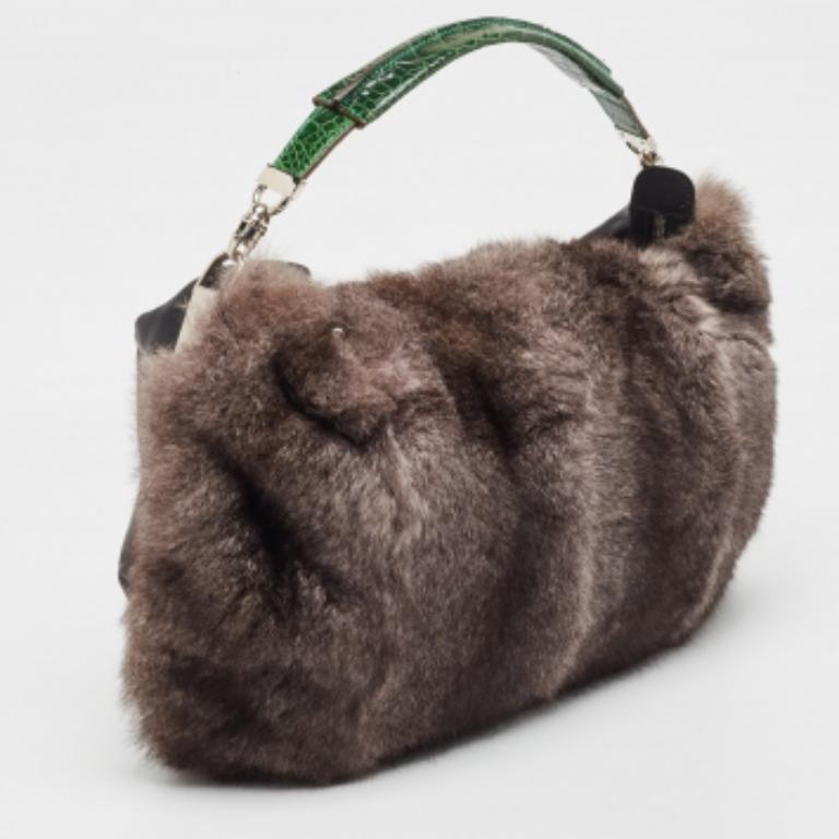 Gianfranco Ferre Negro/Verde Hobo de piel de conejo, cocodrilo y cuero con cremallera en venta 5
