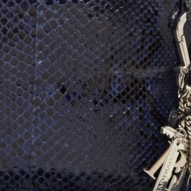 Gianfranco Ferre Bolso con cremallera grande de pitón azul en venta 2