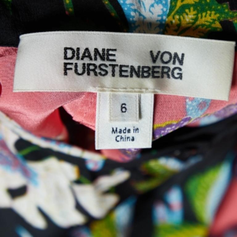 Diane von Furstenberg Blusa de seda estampada multicolor M en venta 1