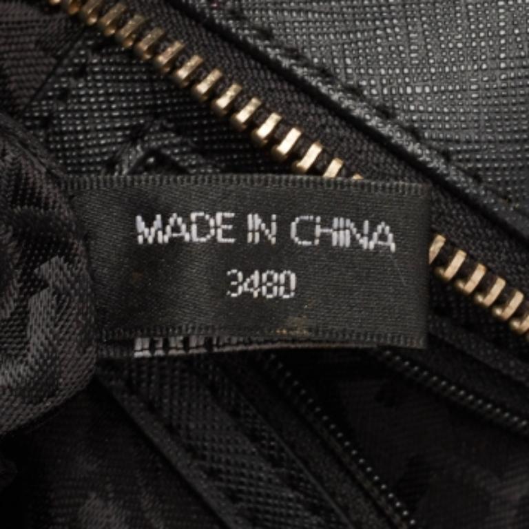 Dkny - Fourre-tout à fermeture éclair en cuir et toile enduite de monogramme - Noir en vente 6