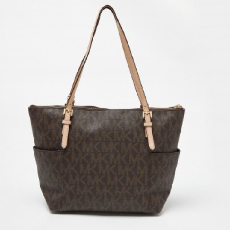 Noir Fourre-tout à fermeture éclair East West en toile enduite et cuir MICHAEL Michael Kors Signature marron en vente