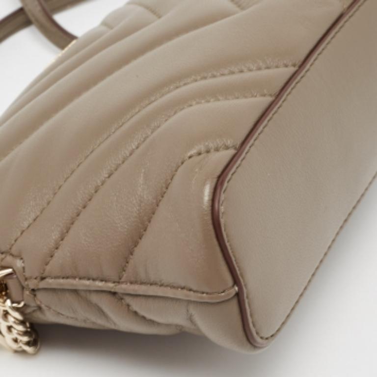 Dkny Borsa a tracolla Madison Dome in pelle Chevron verde oliva in vendita 6