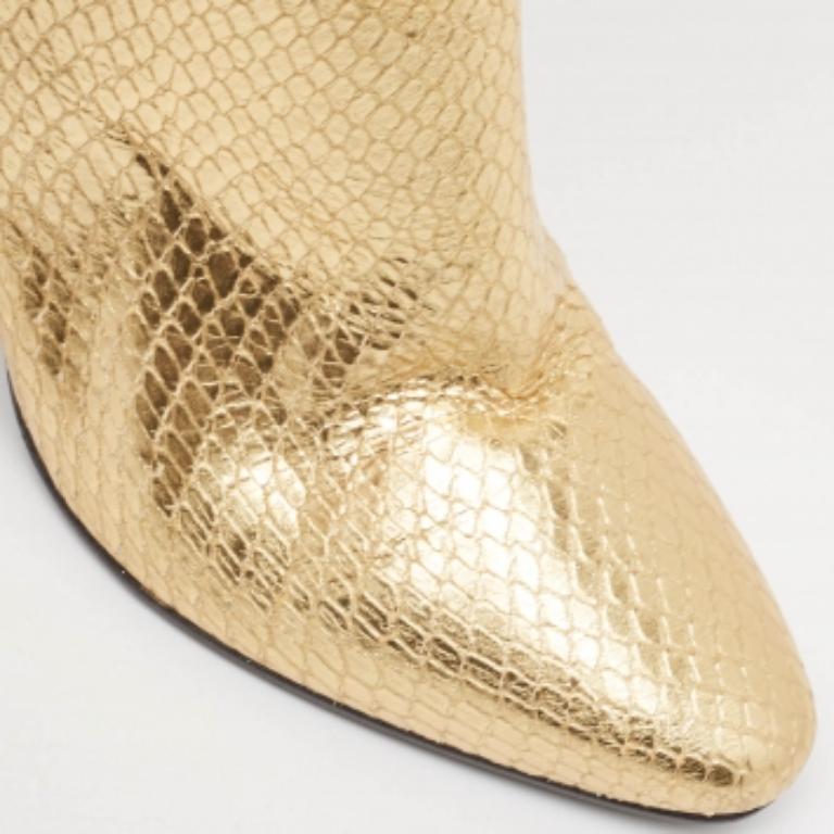 Saint Laurent Gold Python Embossed Leather Lily Knee Length Boots Size 35 In Good Condition For Sale In Dubai, Al Qouz 2