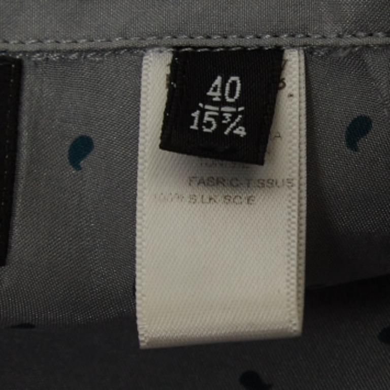 Emporio ARMANI Chemise en soie grise à imprimé cachemire S Pour femmes en vente