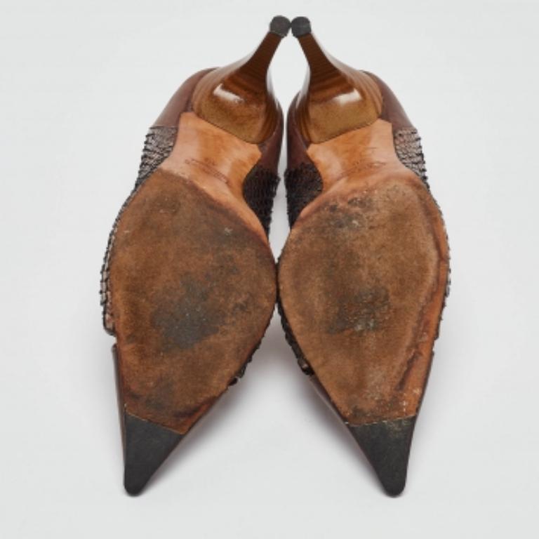 Brown Chloe Metallic Python Leather Pointed Toe Pumps Size 40 For Sale