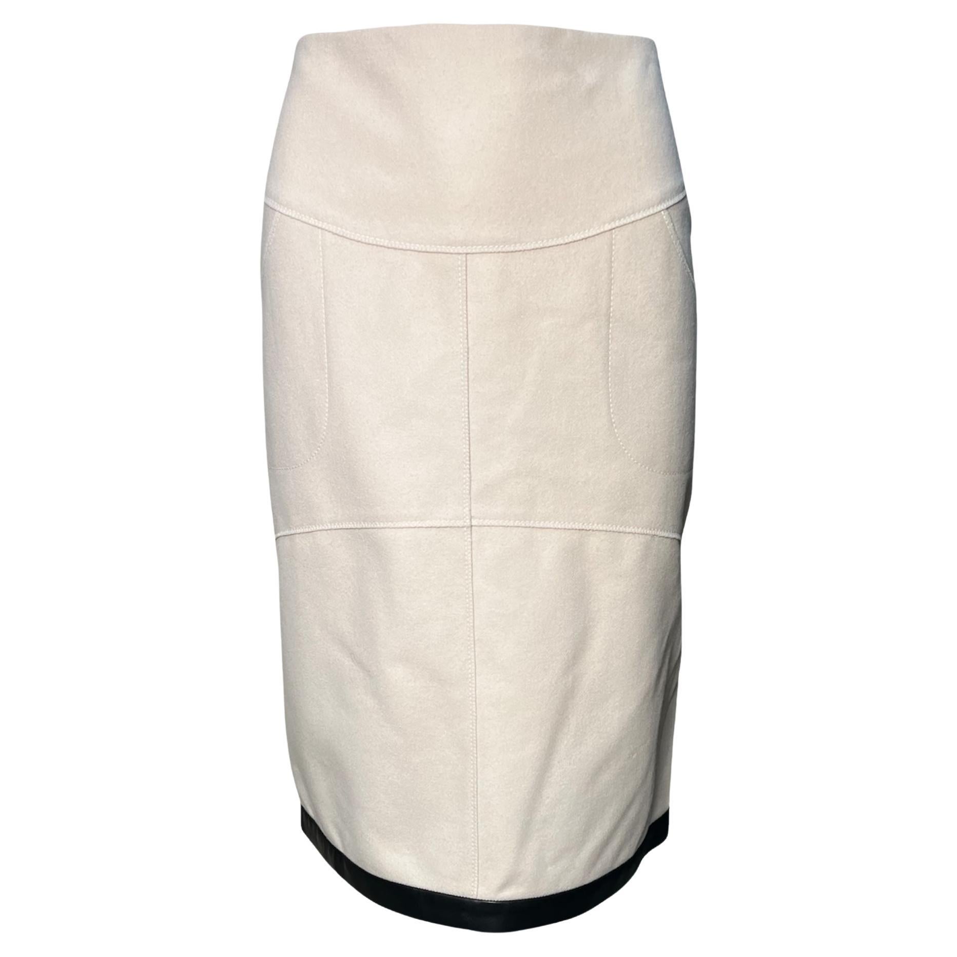 Tom Ford Falda de lana Cream Fleece y ribetes de cuero negro, años 2000