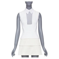 VICTORIA BECKHAM, elfenbeinfarbenes, kurzes Minikleid aus Baumwollmischung mit Gittermuster und Lagen-Latz, Größe UK6 XS