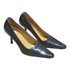 Gucci Black Leather Pointed Toe Pumps Classic Stiletto Heels EU 37 UK 4 US 7