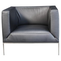 Paari Design Black Leather Armchair