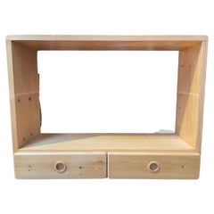 Étagère murale en pin 1800 par Charlotte Perriand, années 1950