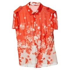 Orangefarbene Bluse aus Seidenkrepp mit Blumendruck und Knopfleiste von Versace M