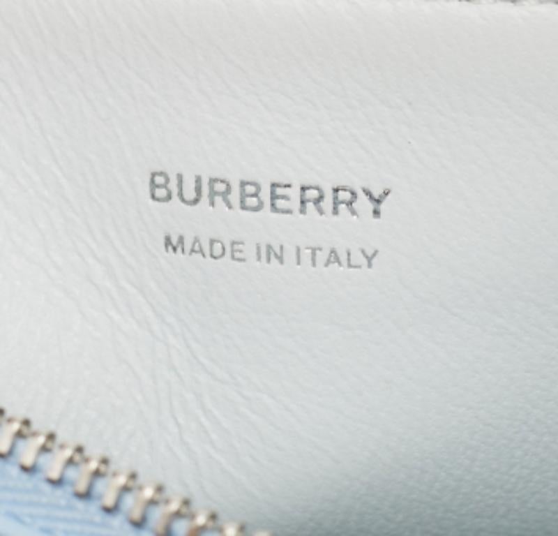 Burberry Mini Clutch Olympia in pelle blu pallido in vendita 3