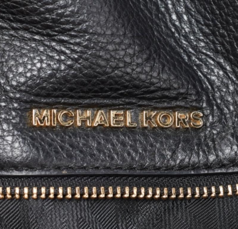 Michael Kors Zaino piccolo Rhea in pelle nera in vendita 3