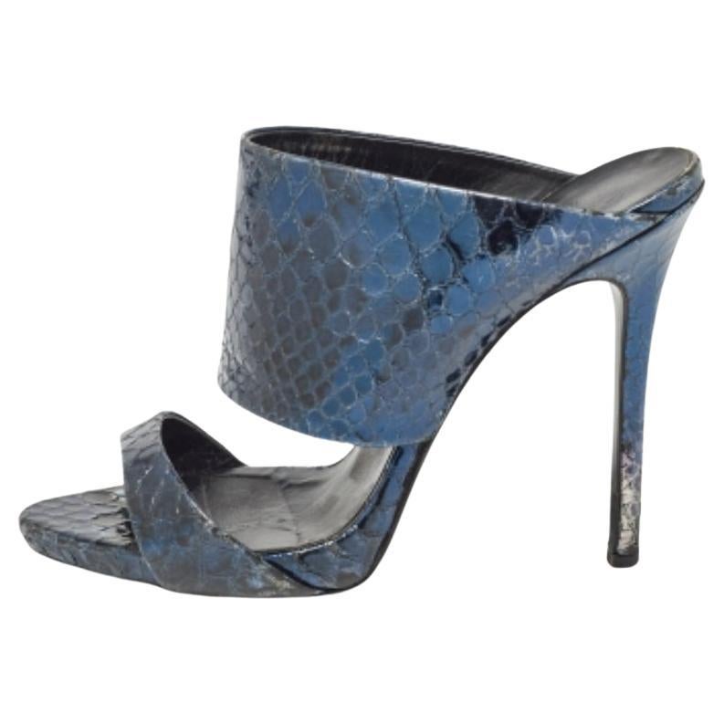 Giuseppe Zanotti Metallic Blue Python Embossed Leather Andrea Sandals Size 36 en vente
