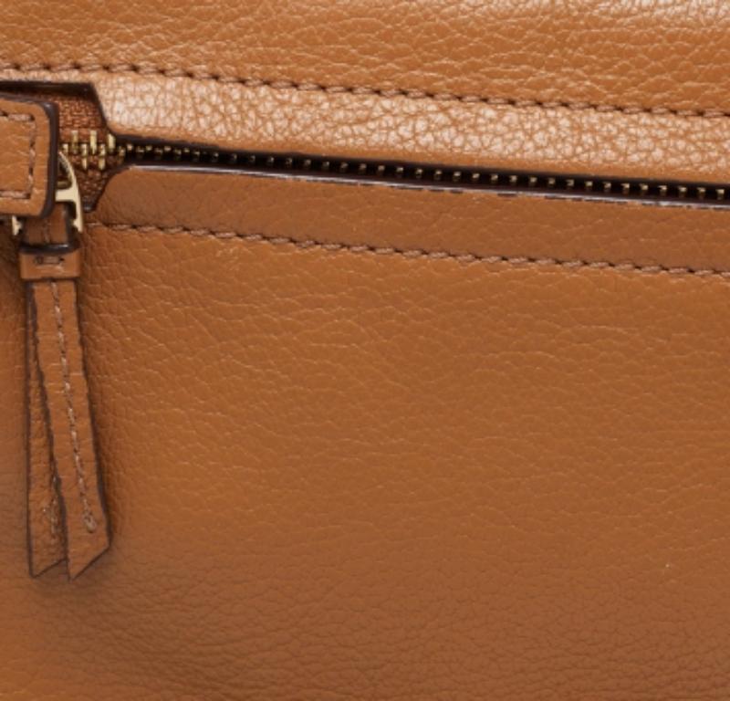 Tory Burch Borsa a tracolla Britten in pelle marrone in vendita 4