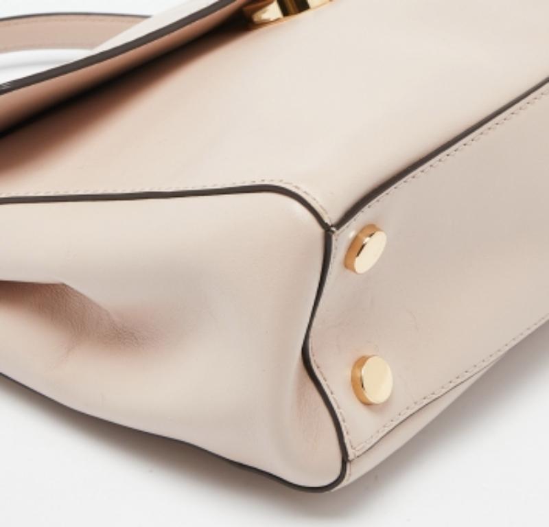 Donna Michael Kors Borsa piccola Ava in pelle rosa con manico superiore in vendita