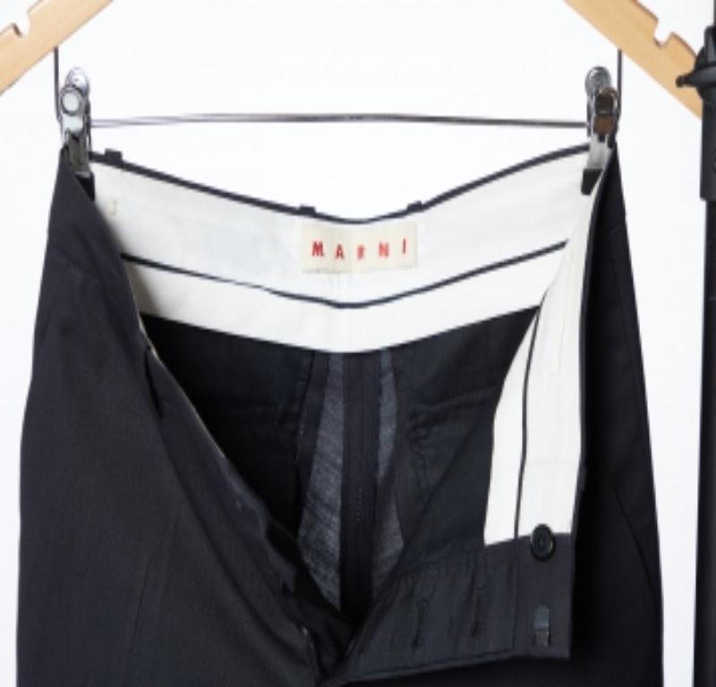 Pantaloni sartoriali in lana nera Marni S in vendita 2