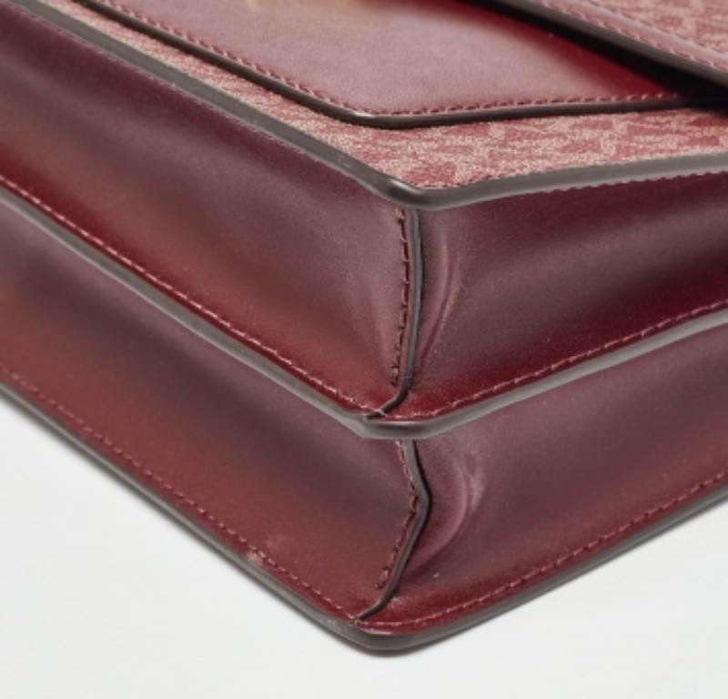 Michael Kors Burgundy Signature Coates Canvas Medium Johara Borsa a manico superiore in vendita 1