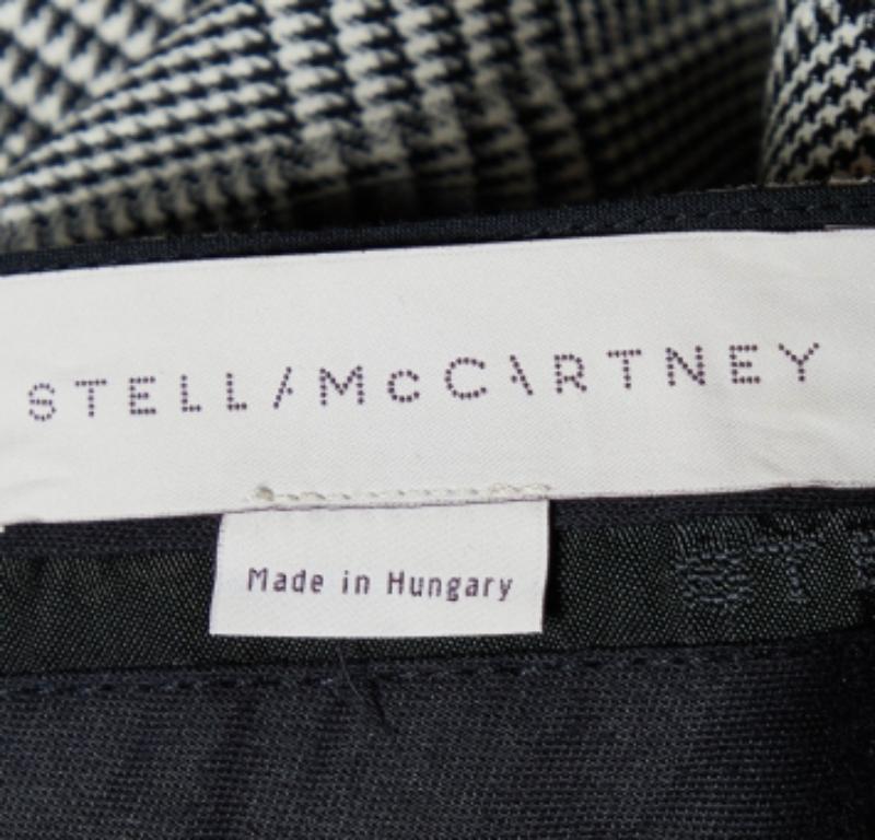 Stella McCartney - Pantalon fuselé en laine pied-de-poule monochrome S Pour femmes en vente