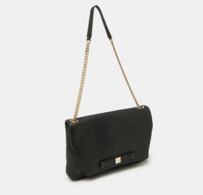 Nero Kate Spade - Borsa a tracolla con patta in pelle nera e serpente in vendita