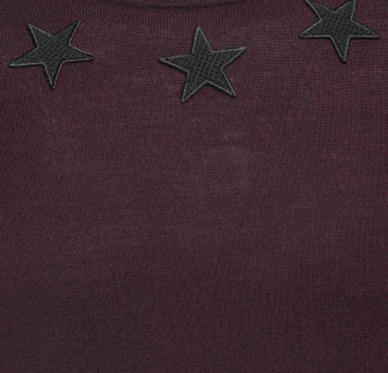 Givenchy Burgundy Wool Knit Star Badge Detail Sweatshirt XS en vente 1