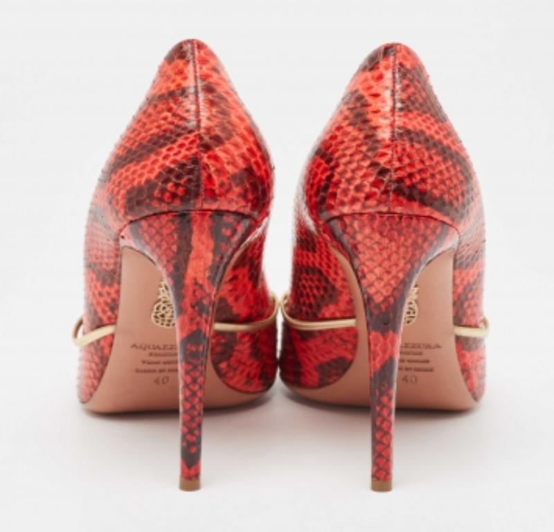 Aquazzura Rot/Schwarzer Python Zehentrenner Pumps Größe 40 im Zustand „Gut“ im Angebot in Dubai, Al Qouz 2