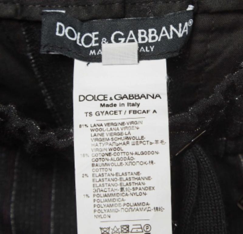 Dolce & Gabbana Dunkelgrau Rosa gestreifte Hose aus Wollmischung M im Zustand „Hervorragend“ im Angebot in Dubai, Al Qouz 2