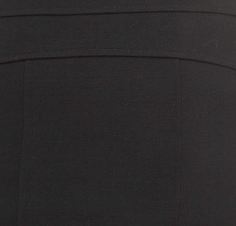 Versace Vintage Schwarzer Bleistiftrock aus Wollmischung mit Biesen S im Angebot 1