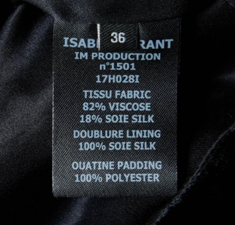 Questo top griffato offre stile e comfort. Realizzata con i migliori tessuti, la creazione è stata curata nei minimi dettagli. Abbinalo a una gonna e a dei tacchi.