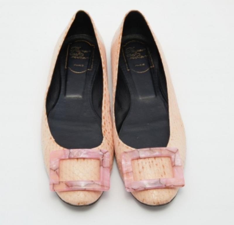 Roger Vivier Beige Python Leder Trompette Ballet Flats Größe 38.5 im Zustand „Gut“ im Angebot in Dubai, Al Qouz 2