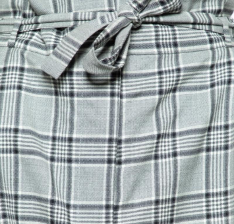 Zimmermann Grey Checkered Wool Paperbag Waist Trousers L Bon état - En vente à Dubai, Al Qouz 2