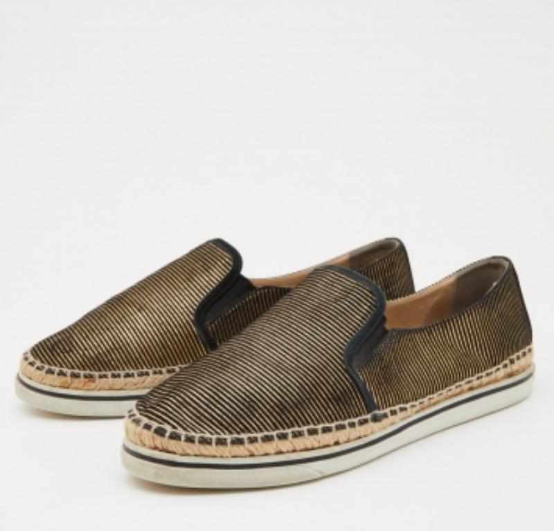 Jimmy Choo - Scarpe da ginnastica espadrillas in pelle scamosciata Dawn Black/Oro Taglia 38,5 in vendita 3