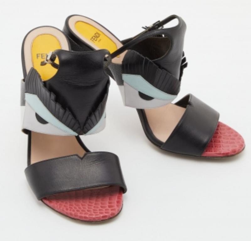 Fendi - Sandales à lanières en cuir tricolore et lézard gaufré avec œil de monstre - Taille 39 Pour femmes en vente