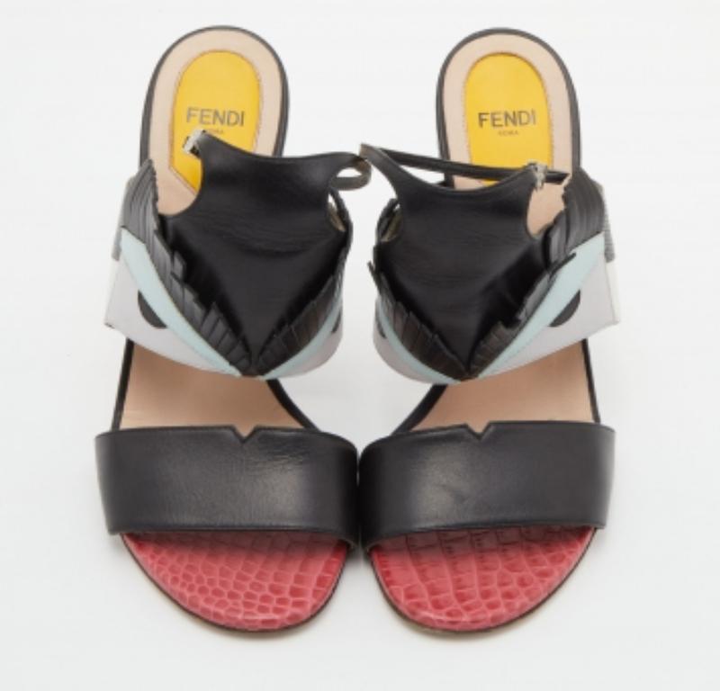 Fendi - Sandales à lanières en cuir tricolore et lézard gaufré avec œil de monstre - Taille 39 en vente 3