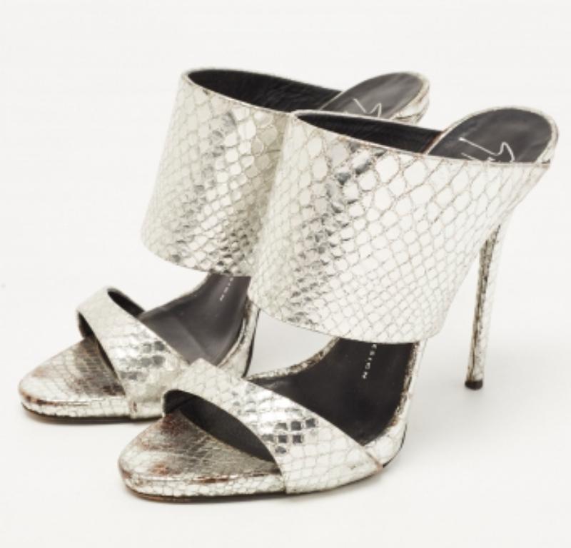 Giuseppe Zanotti Silver Python Embossed Leather Andrea Sandals Size 38.5 For Sale 3