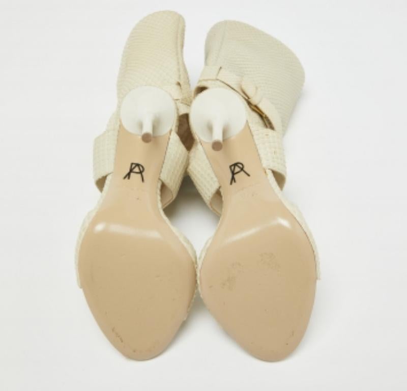 Paul Andrew Cream Snakeskin Cut Out Sandali Misura 37.5 in vendita 4