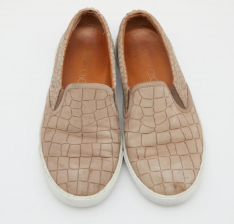 Marrone Jimmy Choo Taupe Croc Embossed Leather Slip on Sneakers Taglia 36.5 in vendita