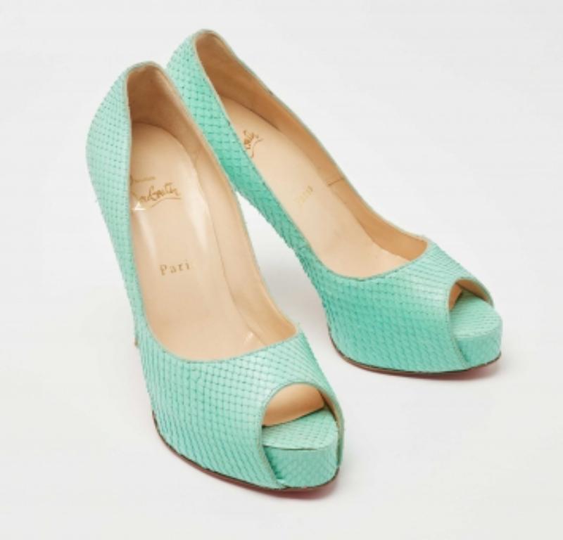 Christian Louboutin Turquoise Python Very Prive Pumps Size 38.5 For Sale 2