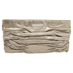 Pochette froncée en cuir métallisé Webster de MICHAEL Michael Kors