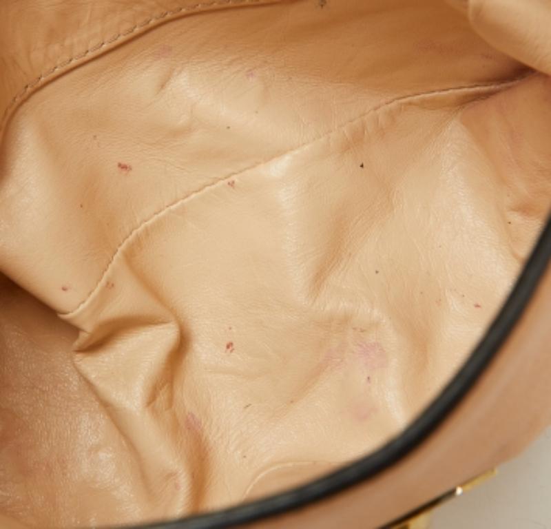 Chloe Beige Leder Kleine Elsie Umhängetasche im Zustand „Relativ gut“ im Angebot in Dubai, Al Qouz 2