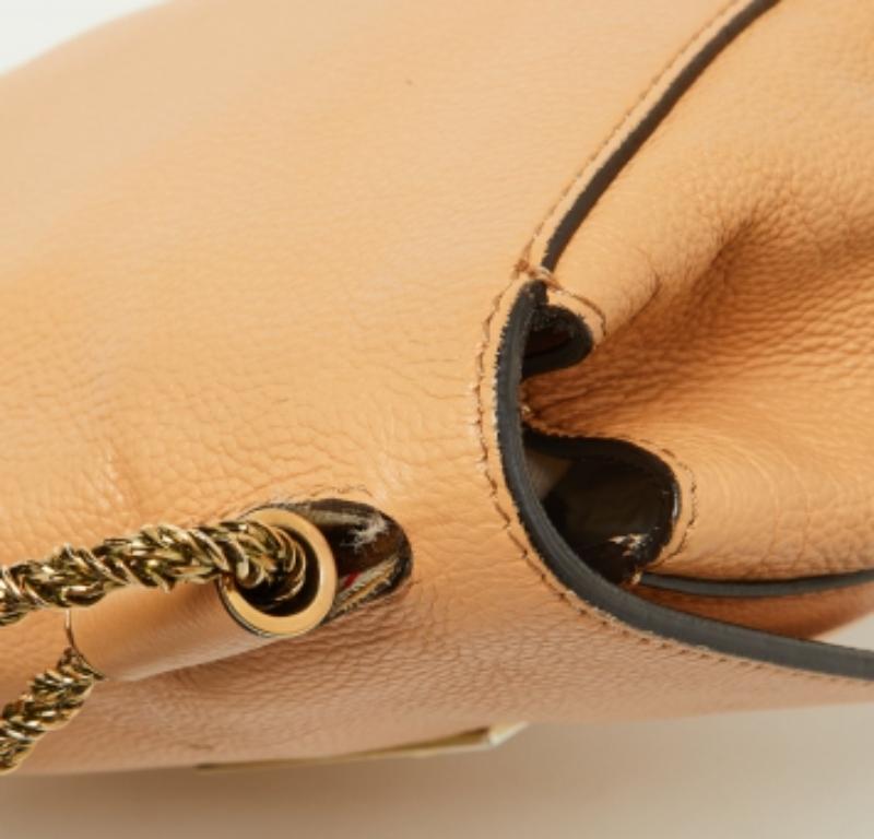 Chloe Beige Leder Kleine Elsie Umhängetasche im Angebot 2