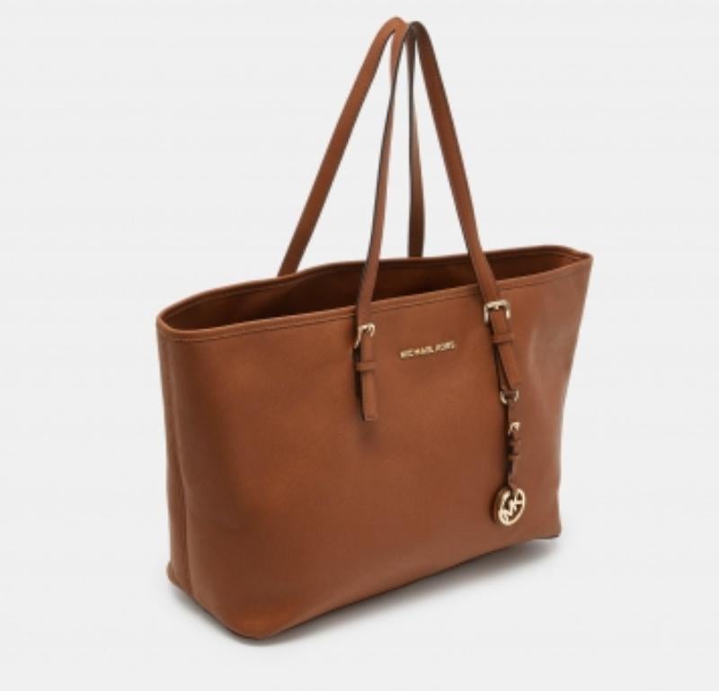 MICHAEL Michael Kors Jet Set de piel marrón  Bolso en venta 3
