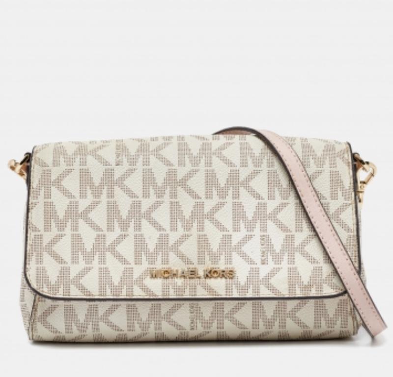 MICHAEL Michael Kors Ivory Signature Coates Canvas Crossbody Bag en vente 3